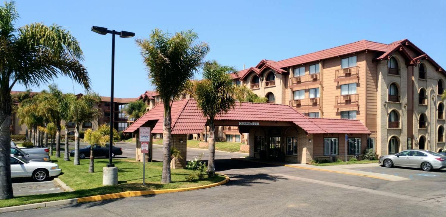 ชัวร์สเตย์ พลัส โฮเต็ล บาย เบสต์ เวสเทิร์น ลอมพ็อก Hotel Lompoc ภายนอก รูปภาพ